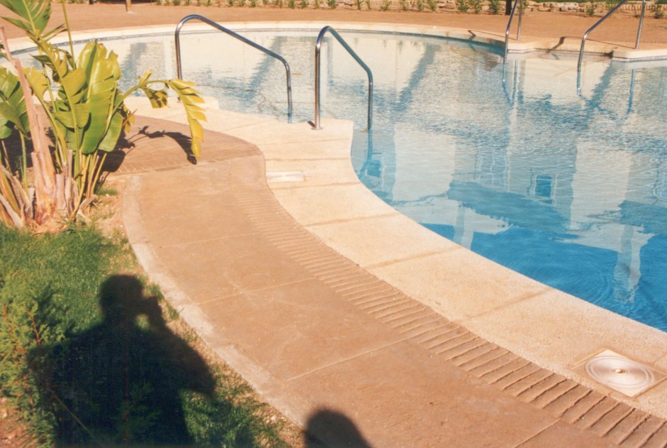 Piscina Cadíz 3.jpeg