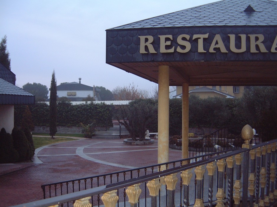 RestauranteVillaviciosa-Dicbre-2004  02